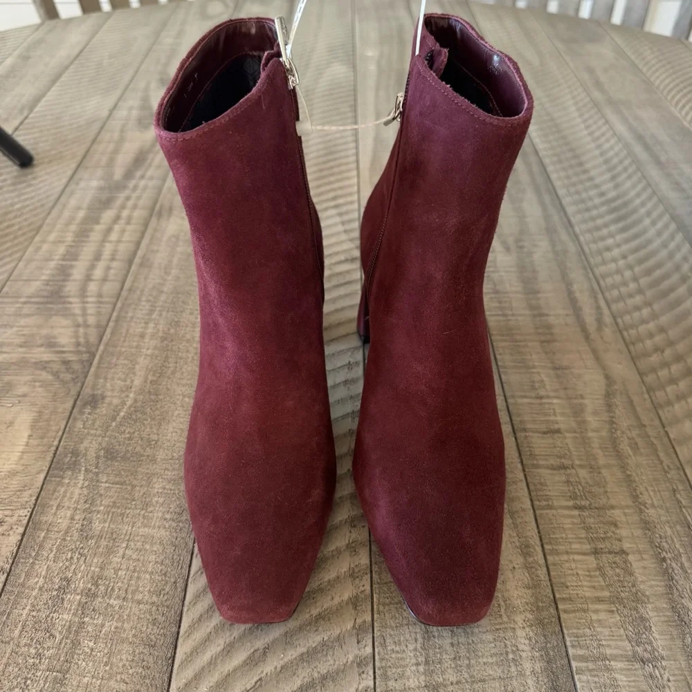 NWT Antonio Melani Elana Suede Bordo Dress Booties Sz 7
